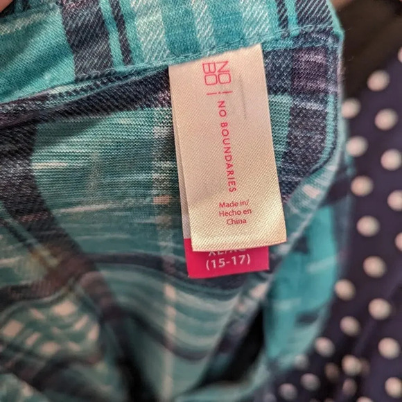 Blue Plaid Button Front Shirt - XL - Picture 2 of 3